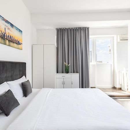 Downtown Victoria Apartments By Citybookings Bucureşti Exterior foto